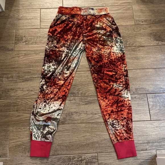 NWOT - cozy, velvety holiday lounge pants - Picture 5 of 5